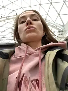 Snapshot of ValenciaShock chatting on February 12, 2025, 5:05 am ValenciaShock online show from February 12, 2025, 5:05 am