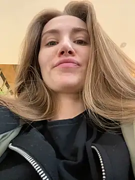 Snapshot of ValenciaShock chatting on February 13, 2025, 8:17 am ValenciaShock online show from February 13, 2025, 8:17 am