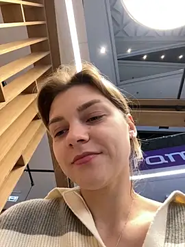 Snapshot of ValenciaShock chatting on October 9, 2025, 6:44 am ValenciaShock online show from October 9, 2025, 6:44 am