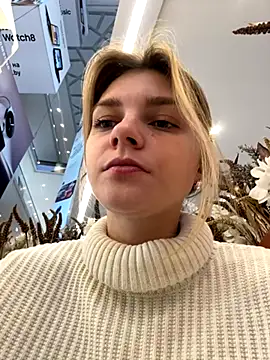 Snapshot of ValenciaShock chatting on October 20, 2025, 6:36 am ValenciaShock online show from October 20, 2025, 6:36 am