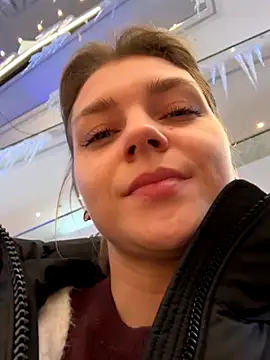 Snapshot of ValenciaShock chatting on November 30, 2025, 6:50 am ValenciaShock online show from November 30, 2025, 6:50 am