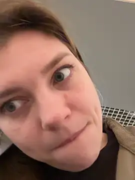 ValenciaShock online show from February 6, 2026, 6:51 am