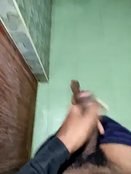 Snapshot of yo19boy chatting on February 19, 2025, 8:22 am yo19boy online show from February 19, 2025, 8:22 am