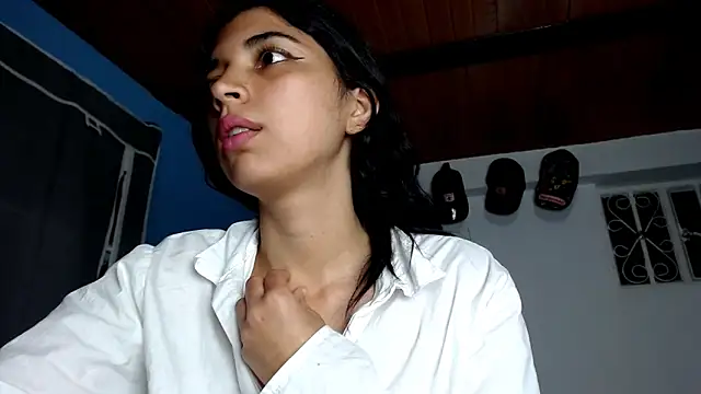 Snapshot of Nasty_019 chatting on January 20, 2025, 1:18 am Nasty 019 online show from January 20, 2025, 1:18 am