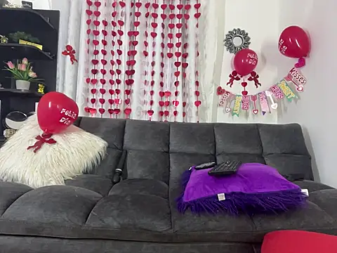 Karina Yang online show from February 15, 2026, 7:10 pm