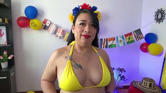 Karina Yang online show from June 17, 2026, 1:56 pm