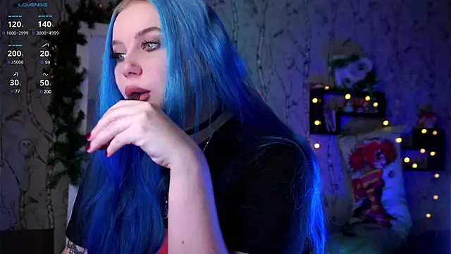 Snapshot of Moon_Valkyrie chatting on January 4, 2025, 10:16 am Moon Valkyrie online show from January 4, 2025, 10:16 am