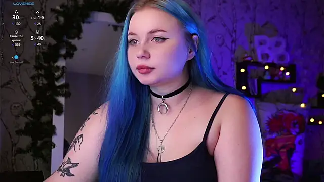 Snapshot of Moon_Valkyrie chatting on January 30, 2025, 3:22 am Moon Valkyrie online show from January 30, 2025, 3:22 am