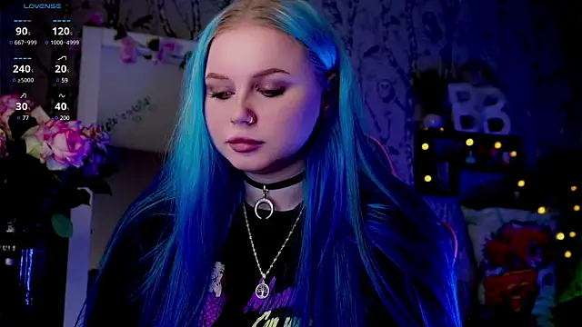 Snapshot of Moon_Valkyrie chatting on February 12, 2025, 10:14 am Moon Valkyrie online show from February 12, 2025, 10:14 am