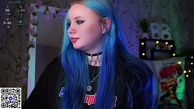 Snapshot of Moon_Valkyrie chatting on February 23, 2025, 11:44 am Moon Valkyrie online show from February 23, 2025, 11:44 am