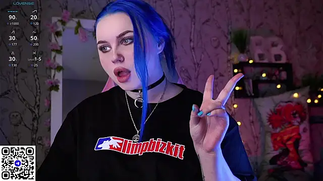 Snapshot of Moon_Valkyrie chatting on March 6, 2025, 1:16 am Moon Valkyrie online show from March 6, 2025, 1:16 am