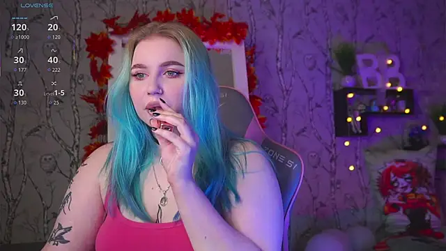 Snapshot of Moon_Valkyrie chatting on September 20, 2025, 8:48 am Moon Valkyrie online show from September 20, 2025, 8:48 am