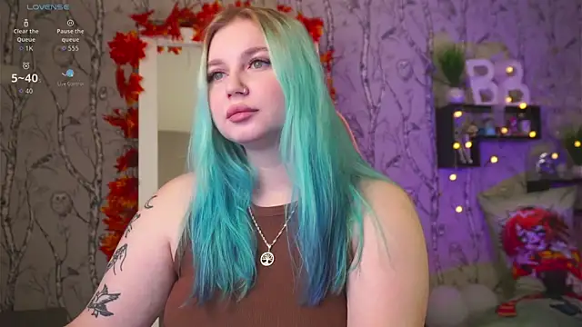 Snapshot of Moon_Valkyrie chatting on September 25, 2025, 4:27 am Moon Valkyrie online show from September 25, 2025, 4:27 am