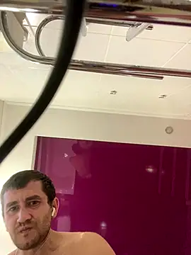 Snapshot of SexSanich chatting on December 14, 2025, 9:14 am SexSanich online show from December 14, 2025, 9:14 am