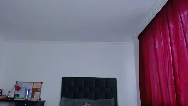 Snapshot of VALERY_MEER chatting on September 15, 2025, 9:59 pm VALERY MEER online show from September 15, 2025, 9:59 pm