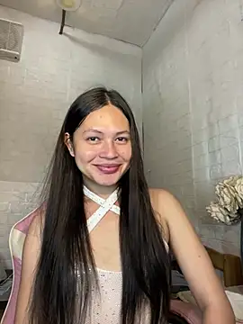 Ashely Lewis online show from July 19, 2026, 3:27 pm