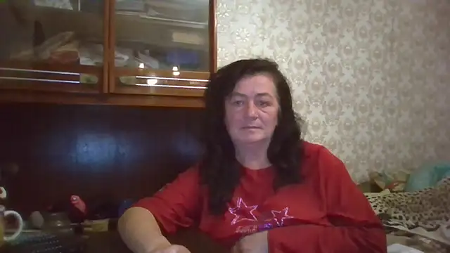 GypsiQueen2 online show from October 27, 2025, 4:22 pm