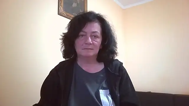 GypsiQueen2 online show from April 20, 2026, 4:21 pm