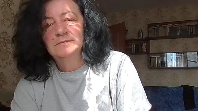 GypsiQueen2 online show from July 20, 2026, 3:36 pm