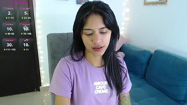 Snapshot of imSophia chatting on September 30, 2025, 2:05 am imSophia online show from September 30, 2025, 2:05 am