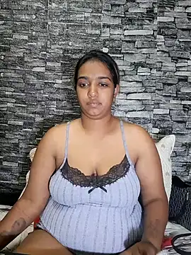 Xindias fantasyX online show from September 12, 2025, 7:14 pm