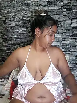 Xindias fantasyX online show from October 15, 2025, 7:14 pm