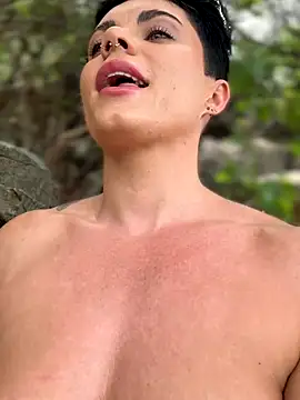 LukeLouHarvey online show from October 1, 2025, 4:29 am