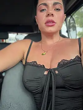 LukeLouHarvey online show from July 28, 2026, 6:42 am