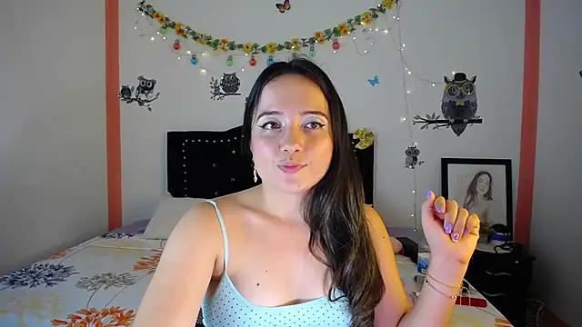 Snapshot of naughty_girl_4u chatting on February 5, 2025, 9:40 pm naughty girl 4u online show from February 5, 2025, 9:40 pm