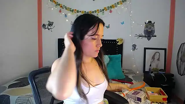 Snapshot of naughty_girl_4u chatting on March 5, 2025, 11:05 pm naughty girl 4u online show from March 5, 2025, 11:05 pm