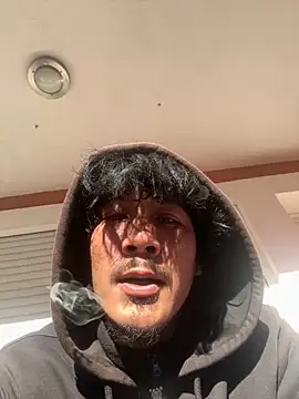 Snapshot of juniiorre chatting on November 25, 2025, 12:05 pm juniiorre online show from November 25, 2025, 12:05 pm