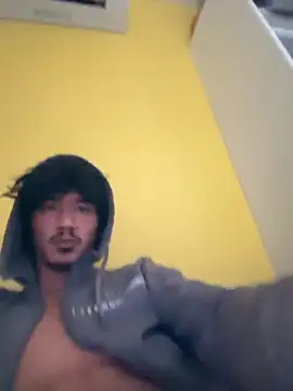 Snapshot of juniiorre chatting on December 3, 2025, 2:04 pm juniiorre online show from December 3, 2025, 2:04 pm