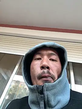 Snapshot of juniiorre chatting on March 27, 2026, 5:12 pm juniiorre online show from March 27, 2026, 5:12 pm