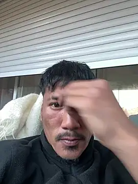 Snapshot of juniiorre chatting on March 30, 2026, 5:03 pm juniiorre online show from March 30, 2026, 5:03 pm