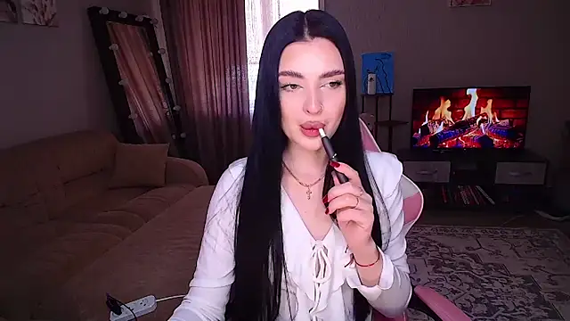   Malika   online show from April 30, 2026, 9:37 am