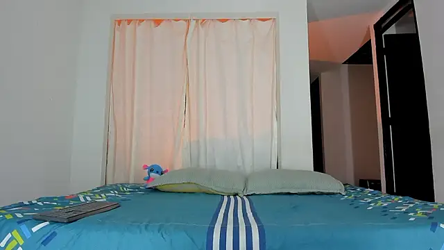 Fairycandyx online show from March 5, 2026, 8:38 pm