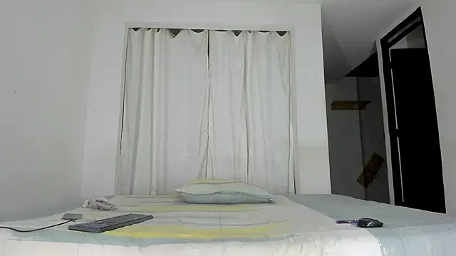 Snapshot of Fairycandyx chatting on June 11, 2026, 7:17 am Fairycandyx online show from June 11, 2026, 7:17 am