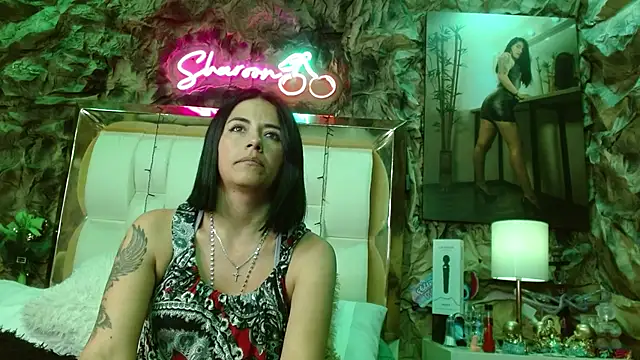 Snapshot of sharoon_cheerry chatting on January 13, 2025, 7:31 pm sharoon cheerry online show from January 13, 2025, 7:31 pm