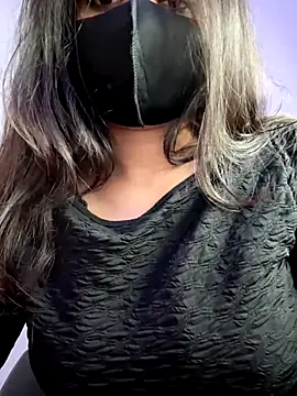 Snapshot of Hottie_ishuu chatting on December 2, 2024, 6:32 pm Hottie ishuu online show from December 2, 2024, 6:32 pm