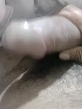 Snapshot of dheck2020 chatting on June 23, 2026, 2:20 am dheck2020 online show from June 23, 2026, 2:20 am