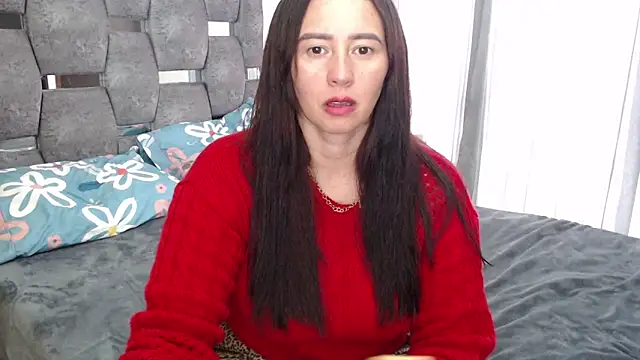 sara hott 1 online show from May 2, 2026, 7:08 pm