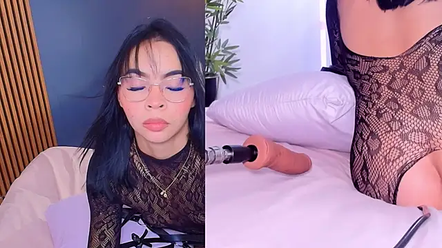 Sweet Susie  online show from June 24, 2026, 8:52 pm
