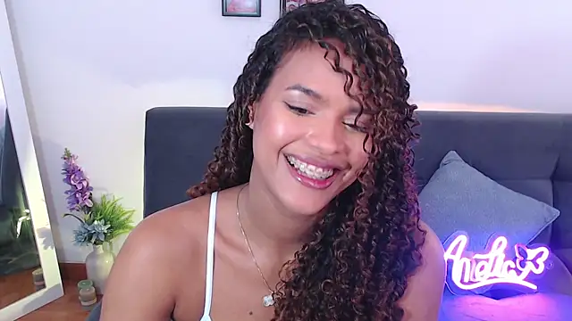 Snapshot of Amelia_bss chatting on February 11, 2025, 5:07 pm Amelia bss online show from February 11, 2025, 5:07 pm