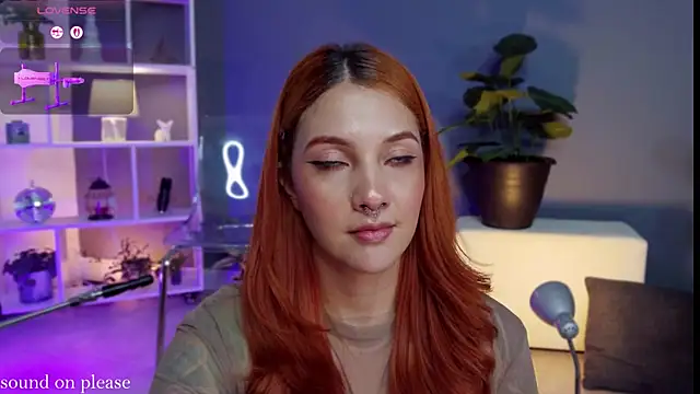 RedJasmine  online show from February 14, 2025, 6:40 pm