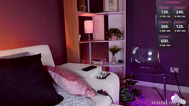 kitty pruu online show from March 15, 2025, 1:52 am