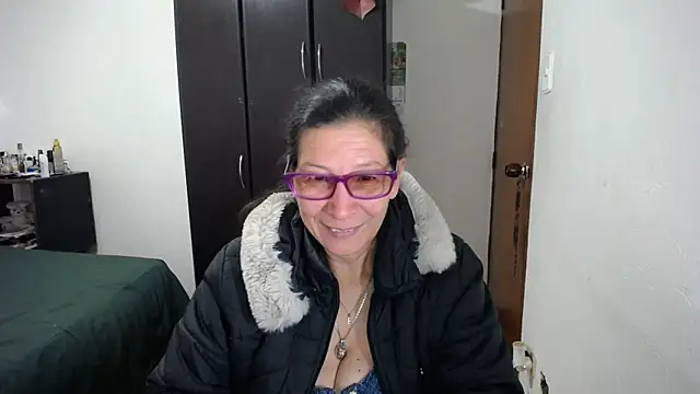 Snapshot of latin49 chatting on February 25, 2026, 4:44 am latin49 online show from February 25, 2026, 4:44 am