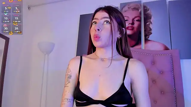 Snapshot of Jade20_ chatting on December 19, 2024, 9:17 pm Jade20 online show from December 19, 2024, 9:17 pm