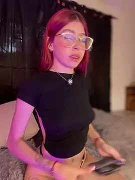Snapshot of Jade20_ chatting on August 3, 2026, 2:22 pm Jade20 online show from August 3, 2026, 2:22 pm