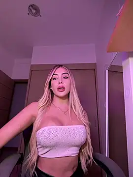 Snapshot of mi_suk11 chatting on March 8, 2026, 3:21 am mi suk11 online show from March 8, 2026, 3:21 am