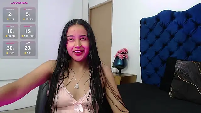 Snapshot of Lili666_ chatting on October 3, 2025, 3:14 am Lili666 online show from October 3, 2025, 3:14 am